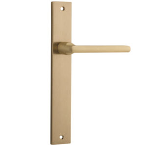 Baltimore Levers on Rectangular Backplate (iver)