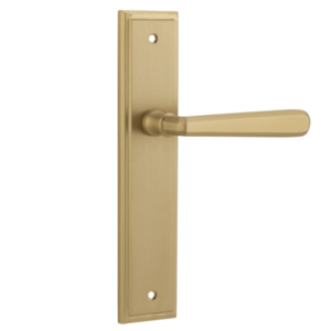 Copenhagen Levers on Stepped Backplate (iver)