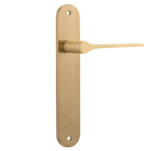 Como Levers on Oval Backplate (iver)