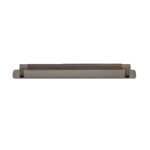 Brunswick Cabinet Pull with Backplate (iver)