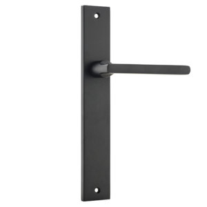 Baltimore Levers on Rectangular Backplate (iver)