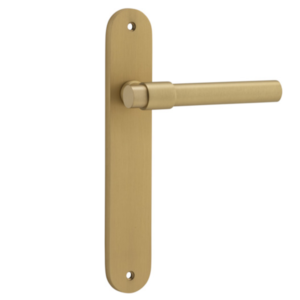 Helsinki Levers on Oval Backplate (iver)