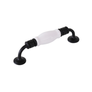 Porcelain D Pull
